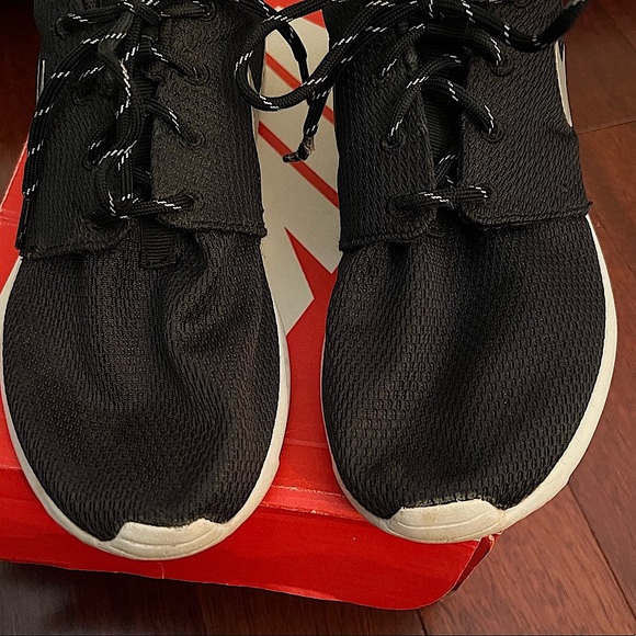 W Nike Roshe One - Picture 4 of 4